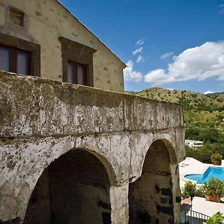 Il Borgo Country 2* Gaggi